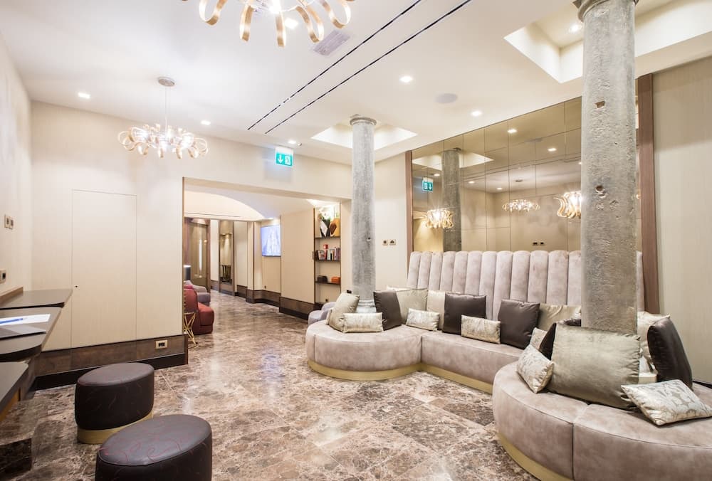 Solo Experience Hotel