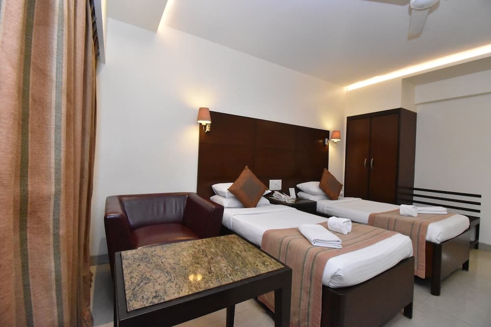 Kings International Juhu