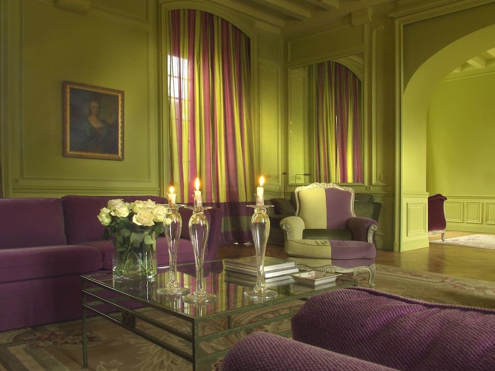 Le Château de Reignac