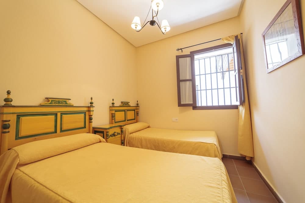 Casa Palacio de Los Leones