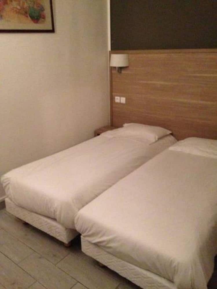 Hotel Montana Paris Lafayette