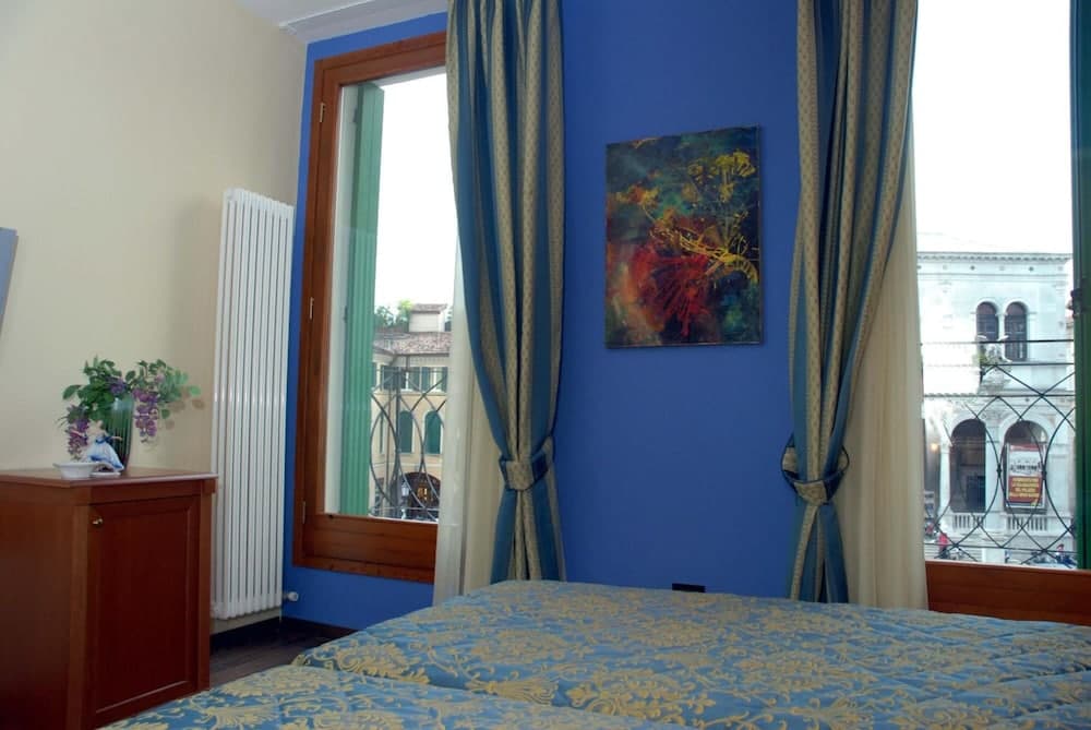 Diamantino Town House