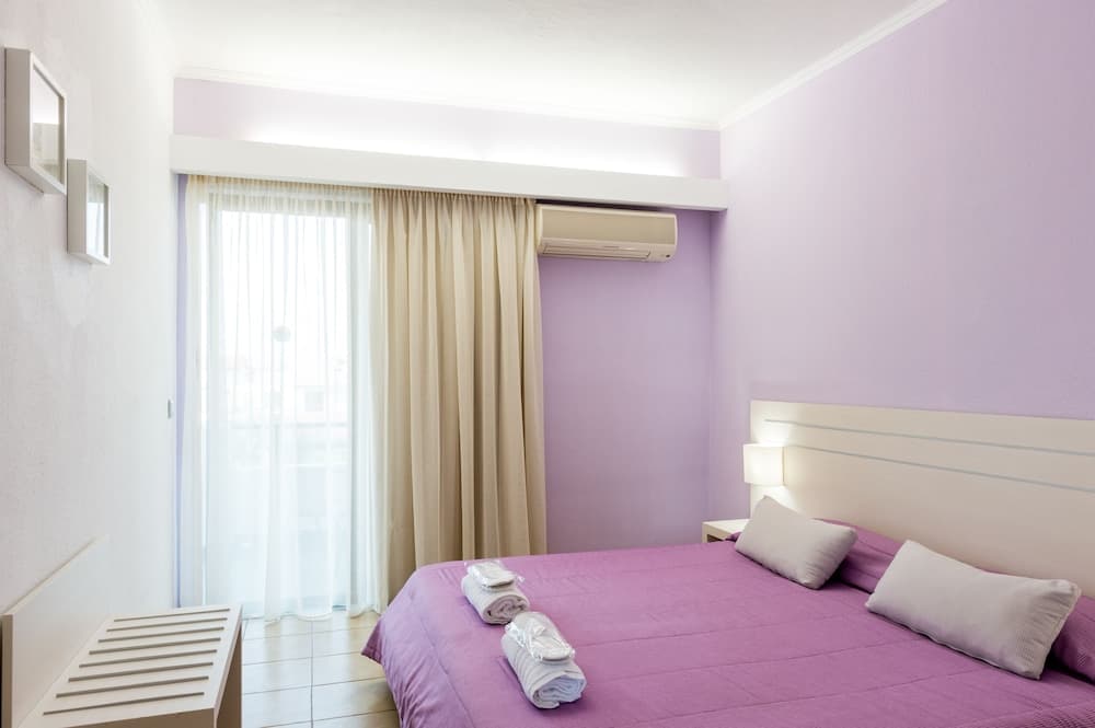 Terinikos Sunny Garden Hotel & Junior Suites