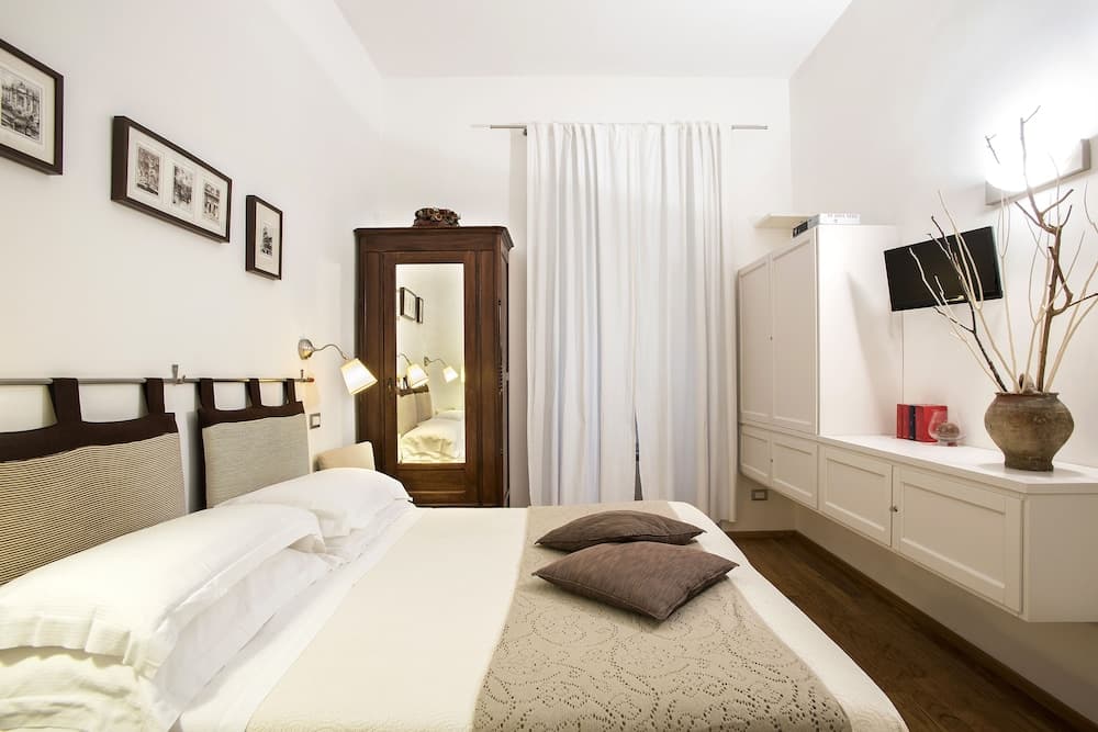 Arco del Lauro Bed & Breakfast