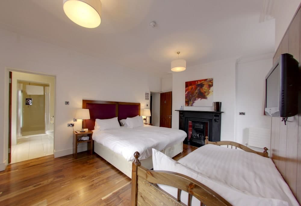 The Lombard Pub & Townhouse