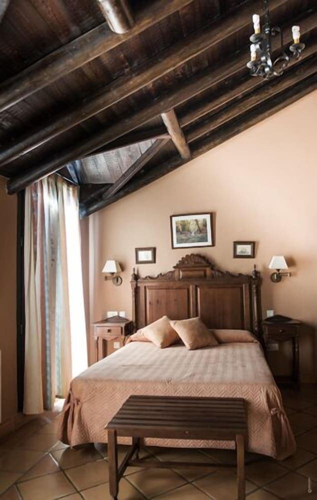 Hotel La Casa Grande de El Burgo