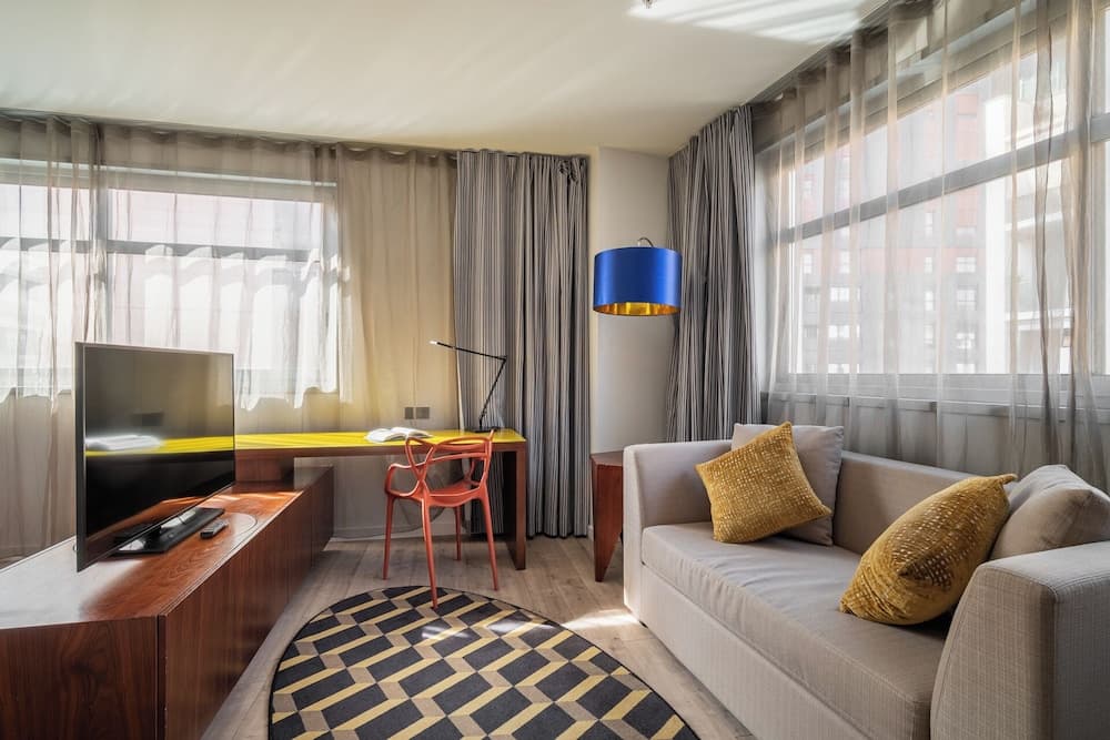 Naitly Barcelona Poblenou