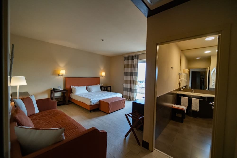 VILLA MARIA HOTEL & SPA