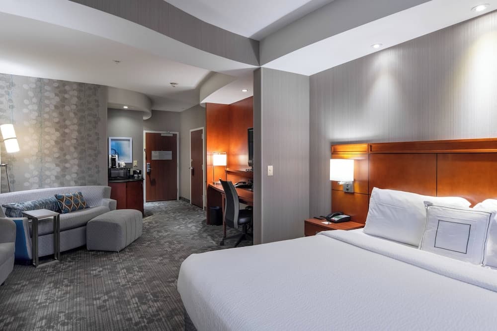 Courtyard by Marriott Fort Worth West at Cityview