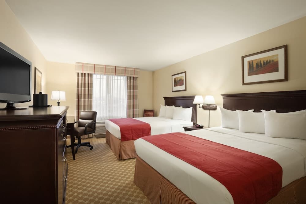 Holiday Inn Hotel & Suites Barstow by IHG