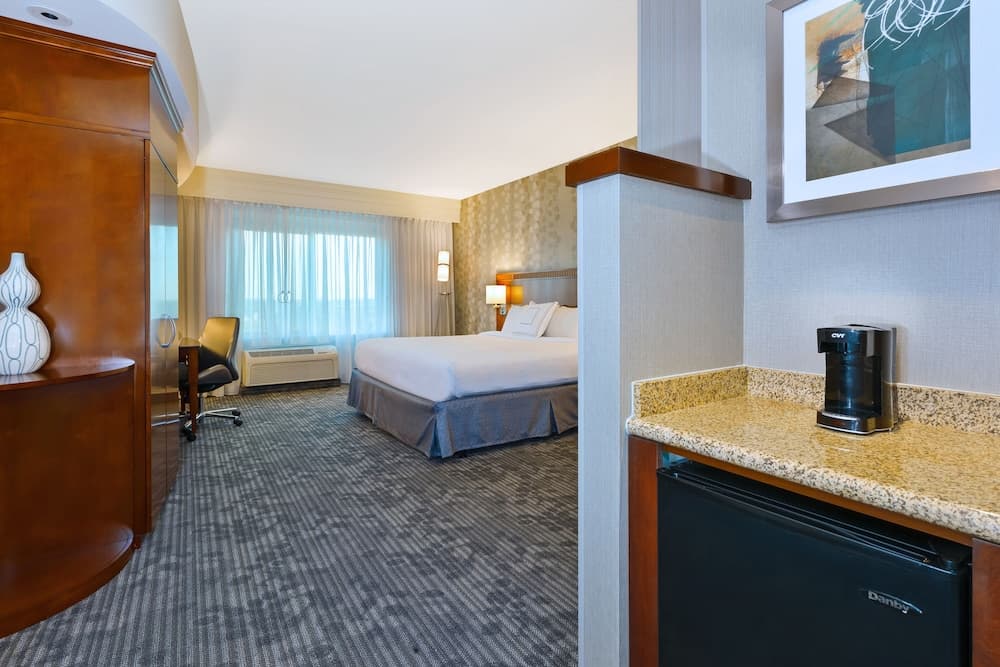 Courtyard by Marriott Omaha La Vista