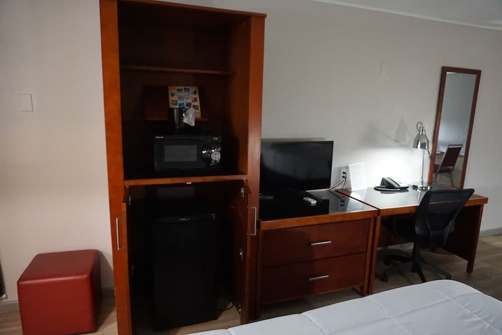 Harvest Drive Family Inn