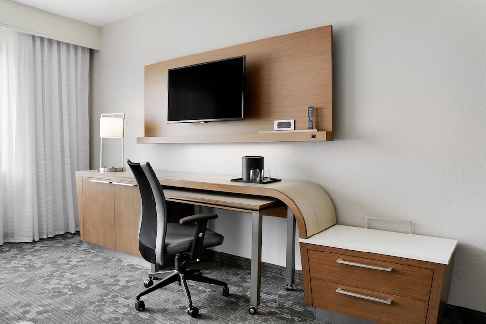 Courtyard by Marriott Dulles Airport Herndon