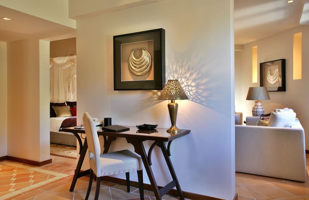 Tiara Yaktsa Côte d'Azur