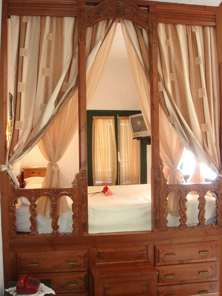 Finiki View Hotel Apartments