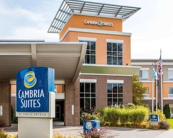 Cambria Hotel Traverse City
