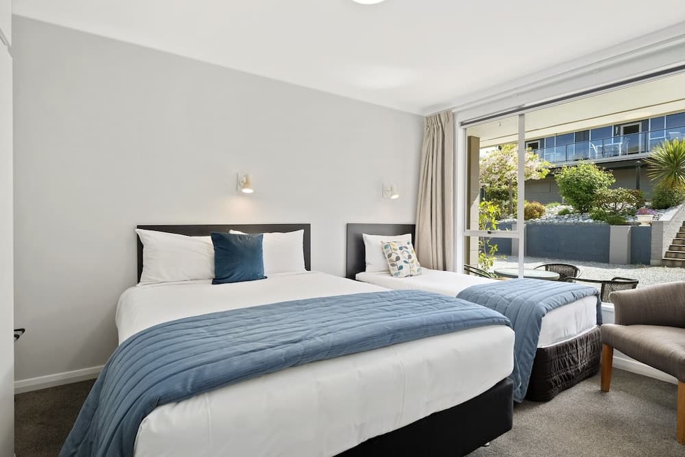 Central Gateway Motel