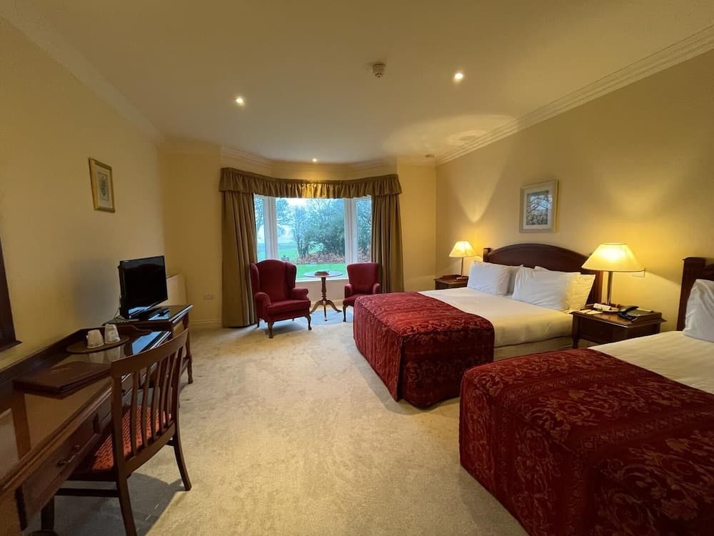 Loch Lein Country House