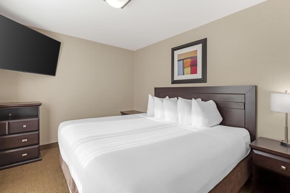 Best Western Bonnyville Inn & Suites