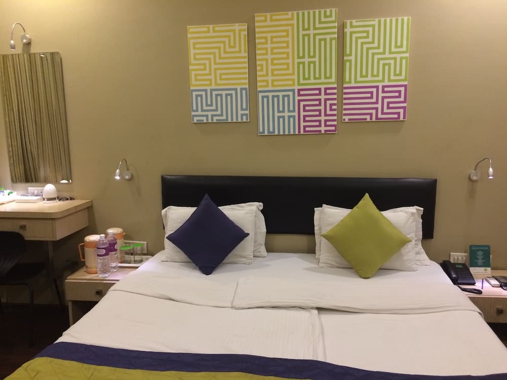 MY BIZZ HOTEL