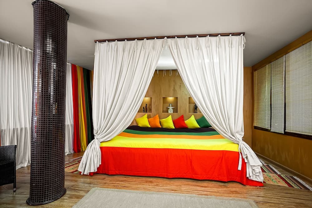 Business Hotel Avrora