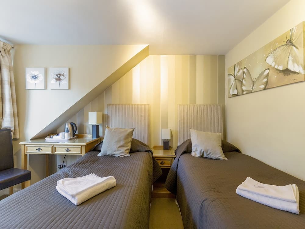 Arden Guest House, Craigmillar Castle Edinburgh