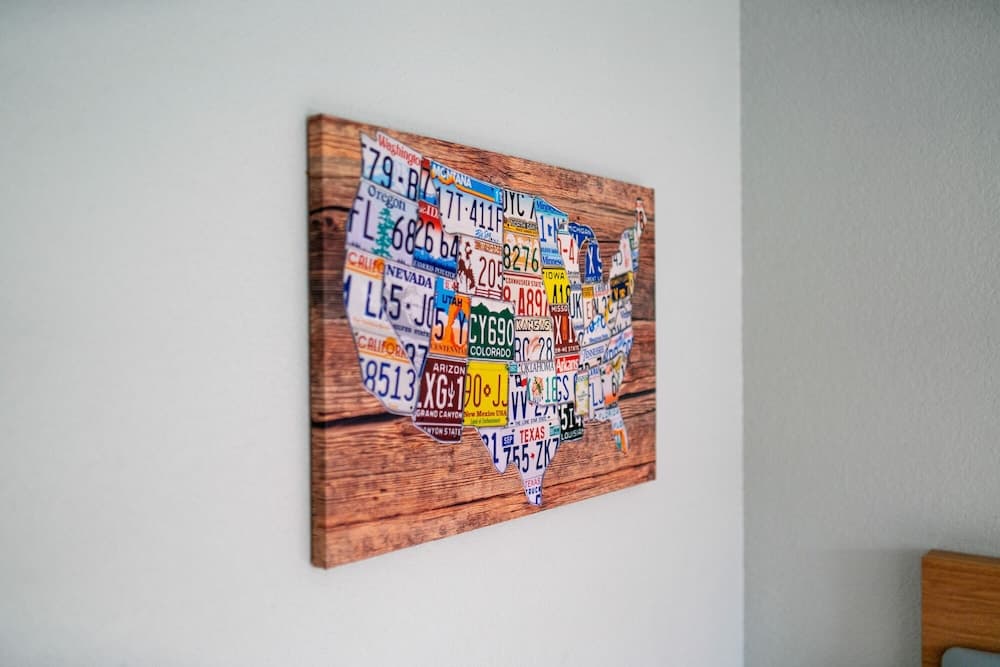 Garibaldi Inn at the Bay