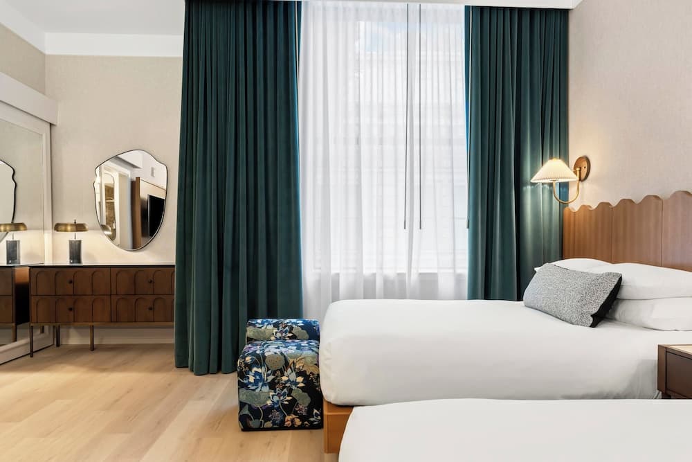 Kimpton Hotel Monaco Baltimore Inner Harbor by IHG