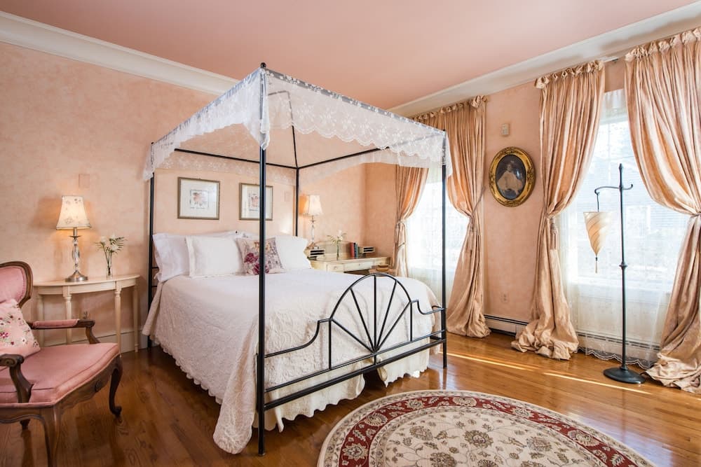 The Captain Farris House B&B