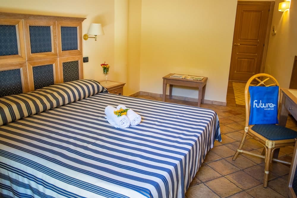 TH Le Castella - Baia degli Dei Village