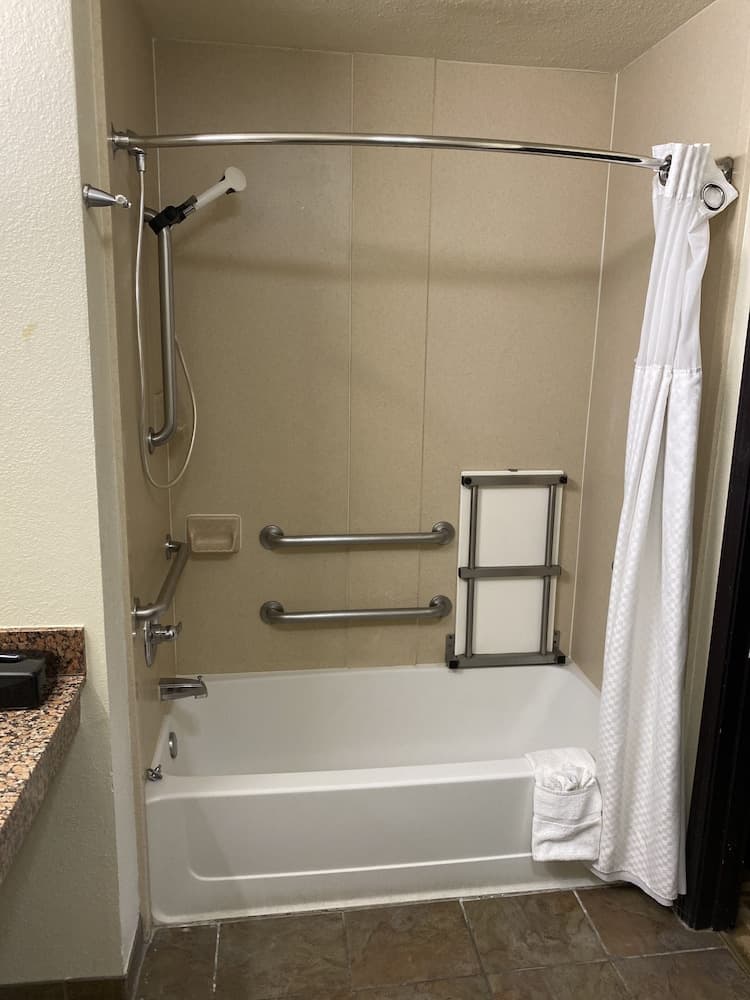 Days Inn by Wyndham Oklahoma City/Moore