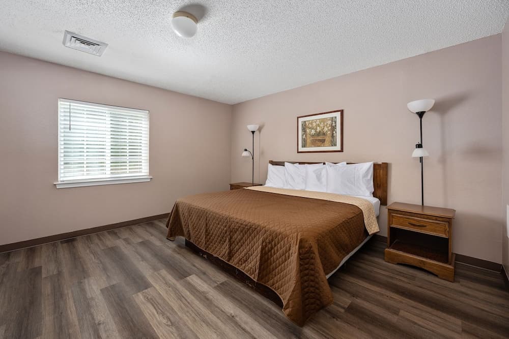 Affordable Suites Greenville