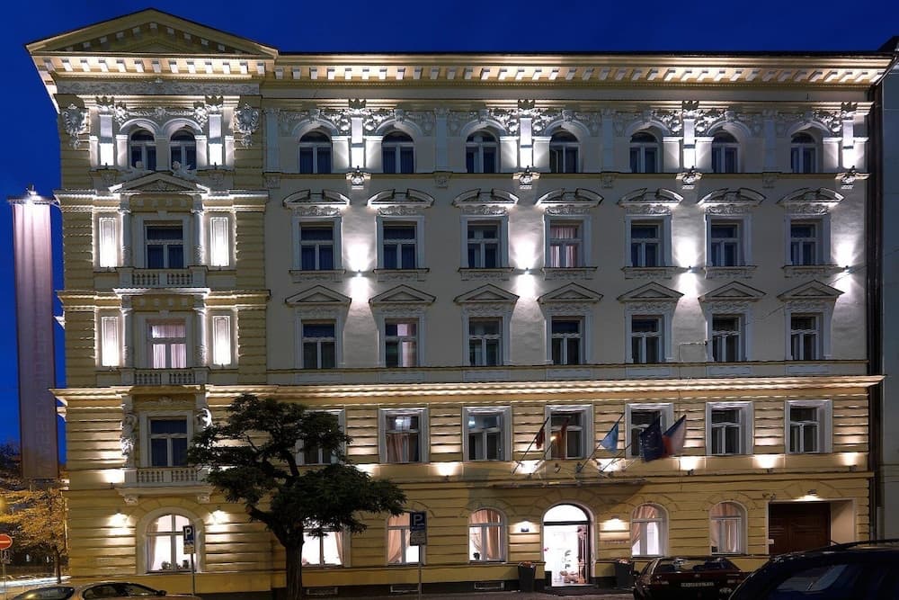 hotel image