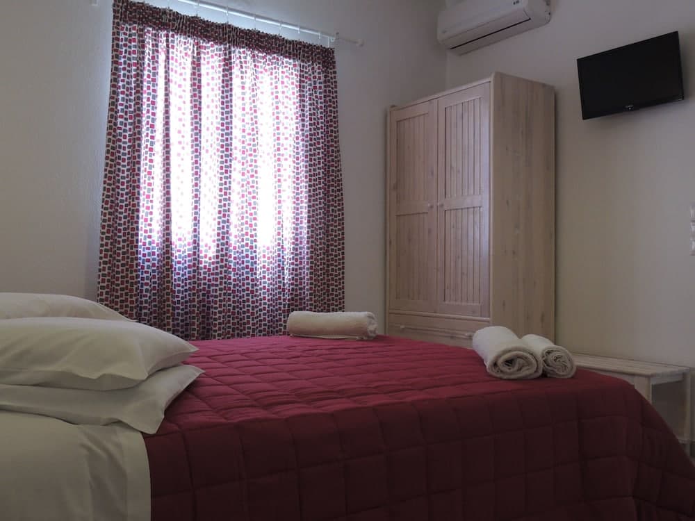 Anemos Studios & Apartments