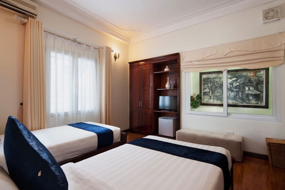 Hanoi Golden Moon Hotel