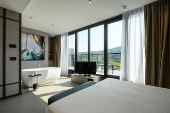 DUPARC Contemporary Suites