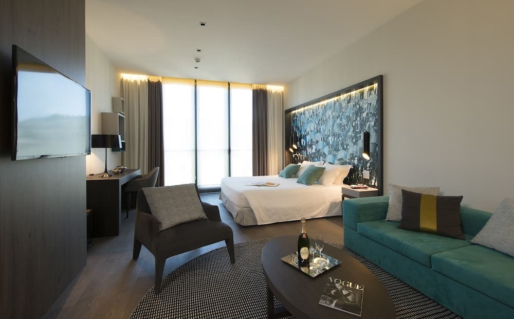 DUPARC Contemporary Suites