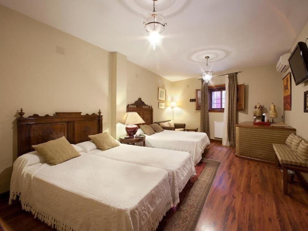 Almunia De San Miguel