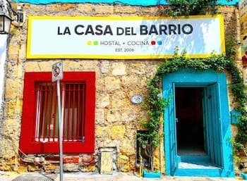 La Casa del Barrio - Hostel
