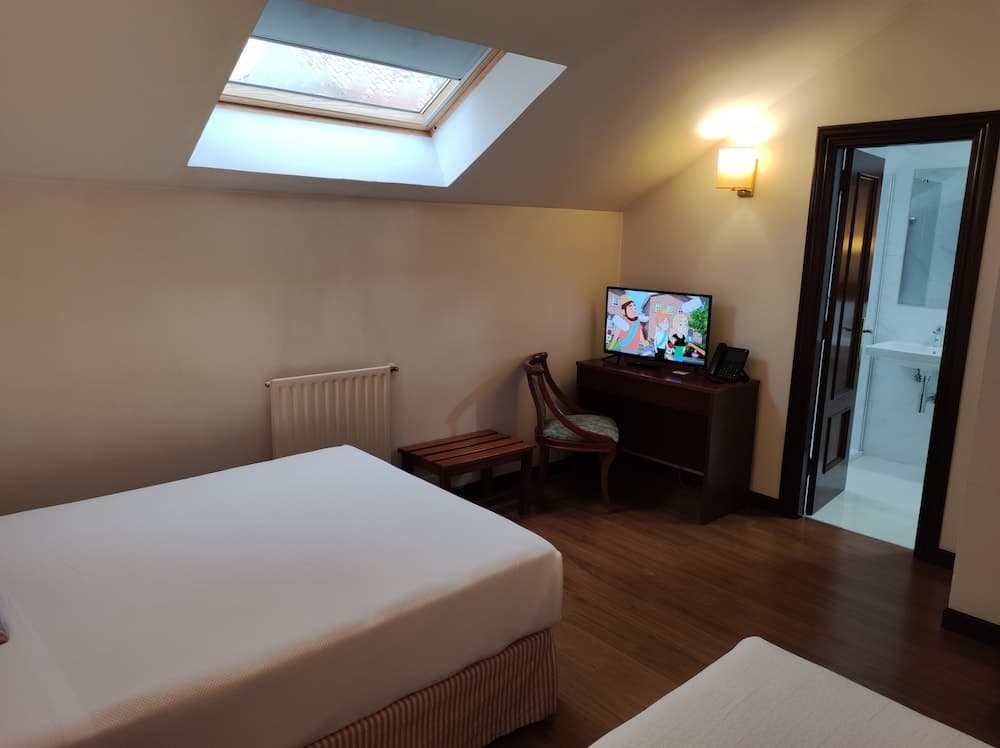 Hotel Compostela Vigo