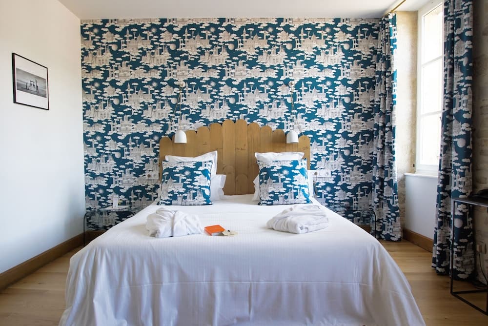 Castel de Tres Girard