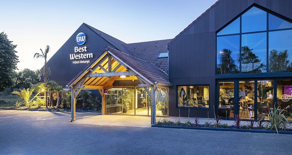 hotel image