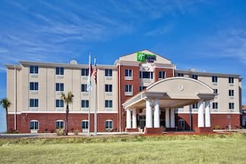 Holiday Inn Express and Suites Moultrie, an IHG Hotel
