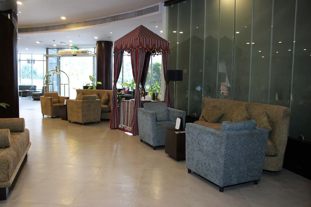 Signature Hotel Apartments & Spa