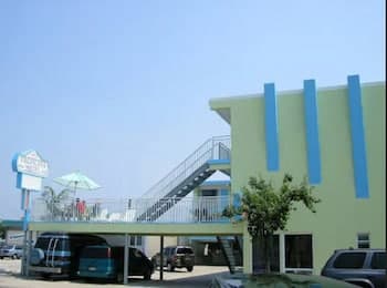 Tropicana Motel