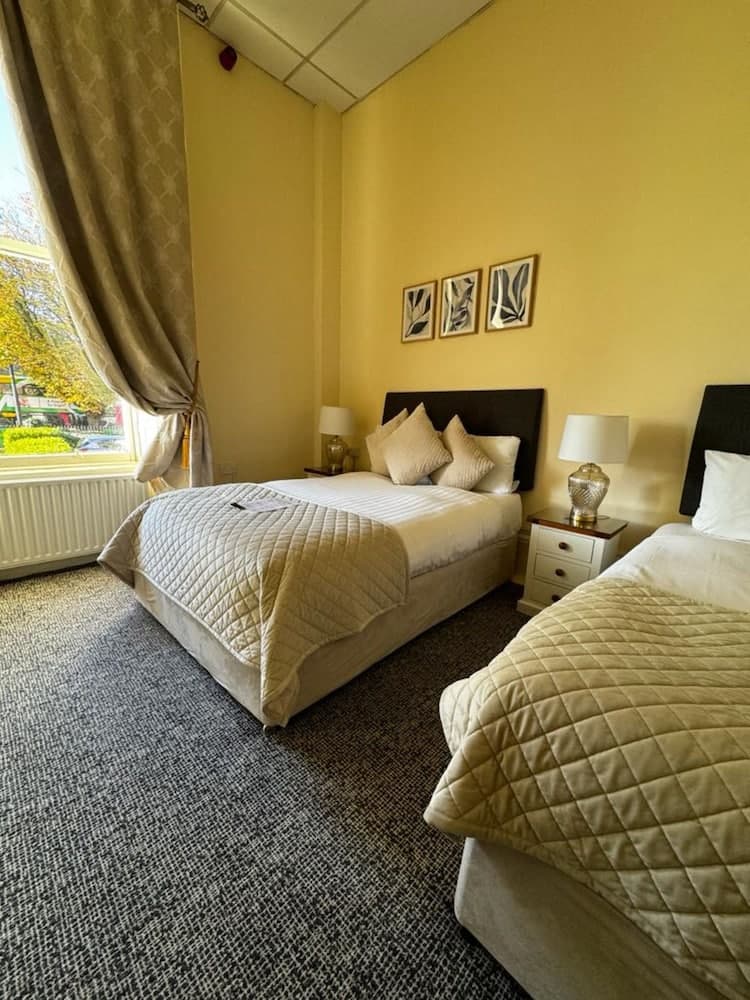 Morehampton Townhouse