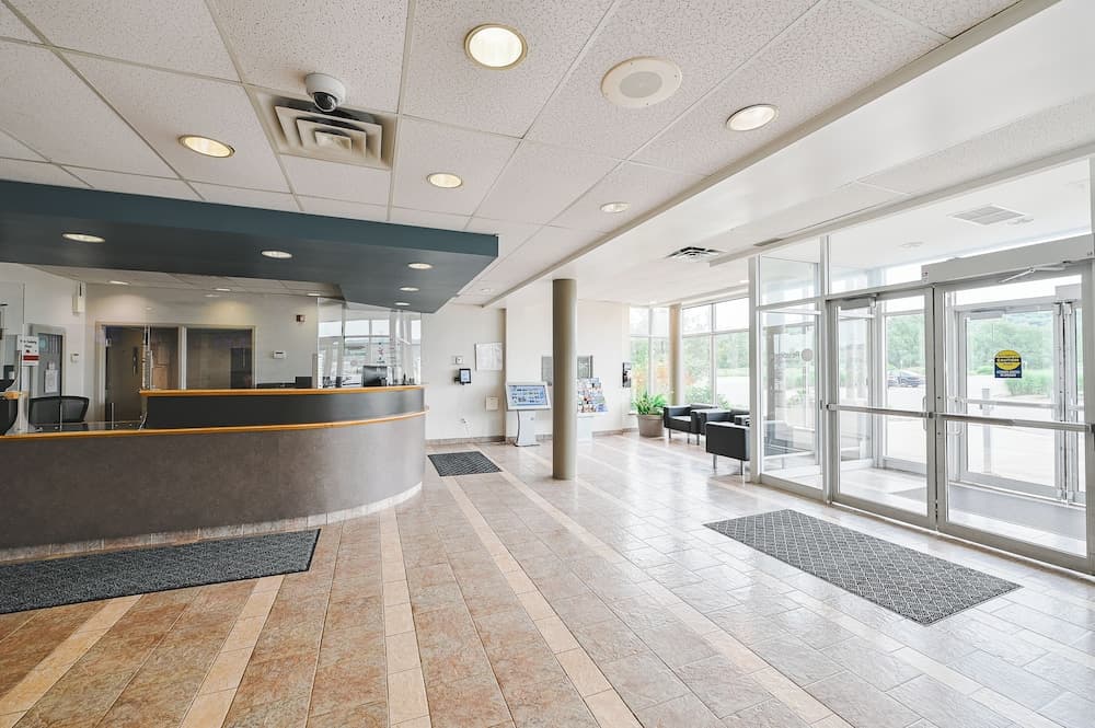 Residence & Conference Centre - Niagara-on-the-Lake