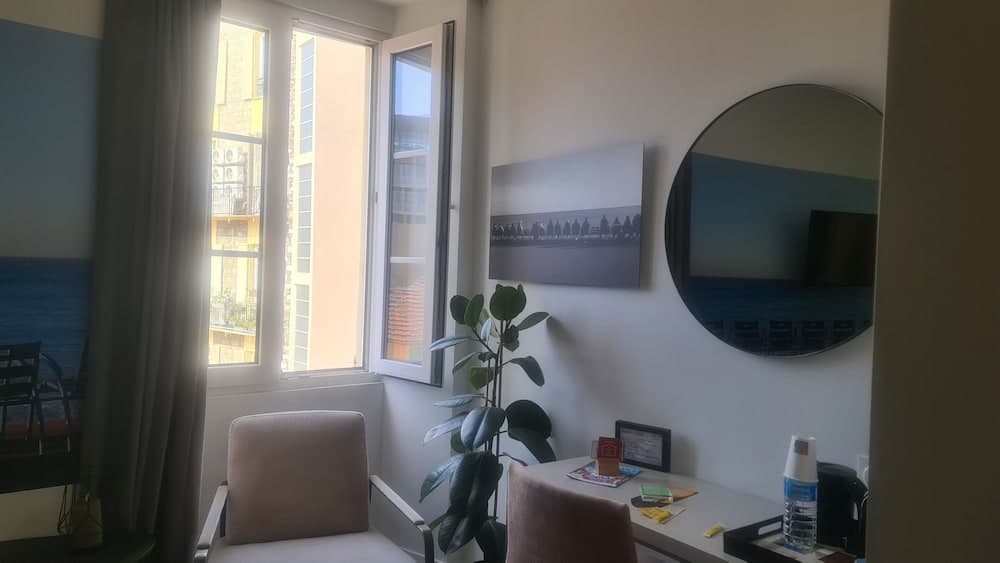 Le Petit Trianon et Le Charme des Suites