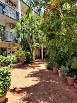 Coconut Grove Holiday Apartments