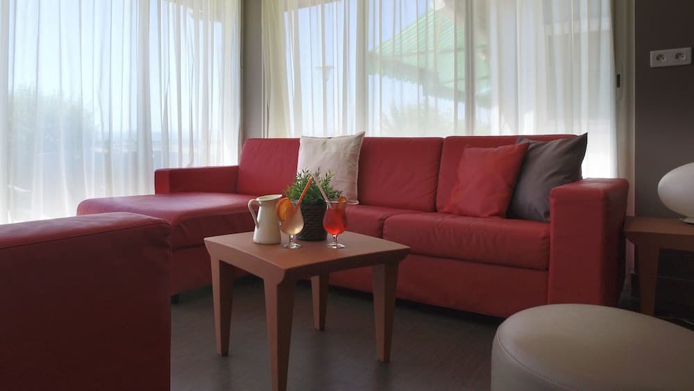 VVF Montpeyroux Auvergne, Parent